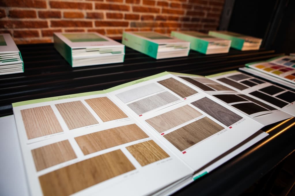 W połowie 2016 r. firma Finsa, hiszpański producent płyt drewnopochodnych, zaprezentowała najnowszą kolekcję płyt laminowanych „Gama Duo 2016-2018”.