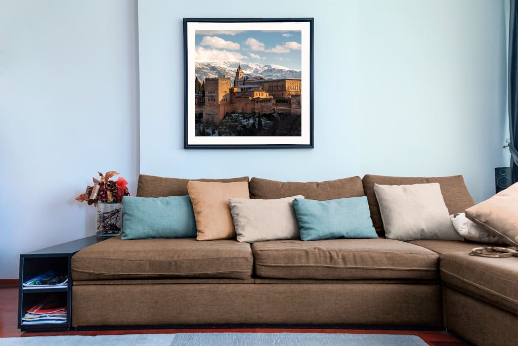 „Granada” firmy Toptextil to prawdziwa klasyka gatunku. Dzianina ta ma włosową i miękką fakturę. Wspaniale układa się na meblu.