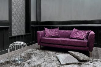 Kolekcja „Italia” firmy Rad-Pol wyprodukowana została z materiałów wysokiej jakości. Skład to 100% poliester. Kolekcję tworzą tkaniny o szerokości 140 cm.