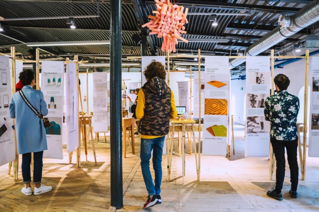 Wystawa "LongLife" na Łódź Design Festival 2021- miesięcznik i portal informacyjny branży meblarskiej biznes.meble.pl