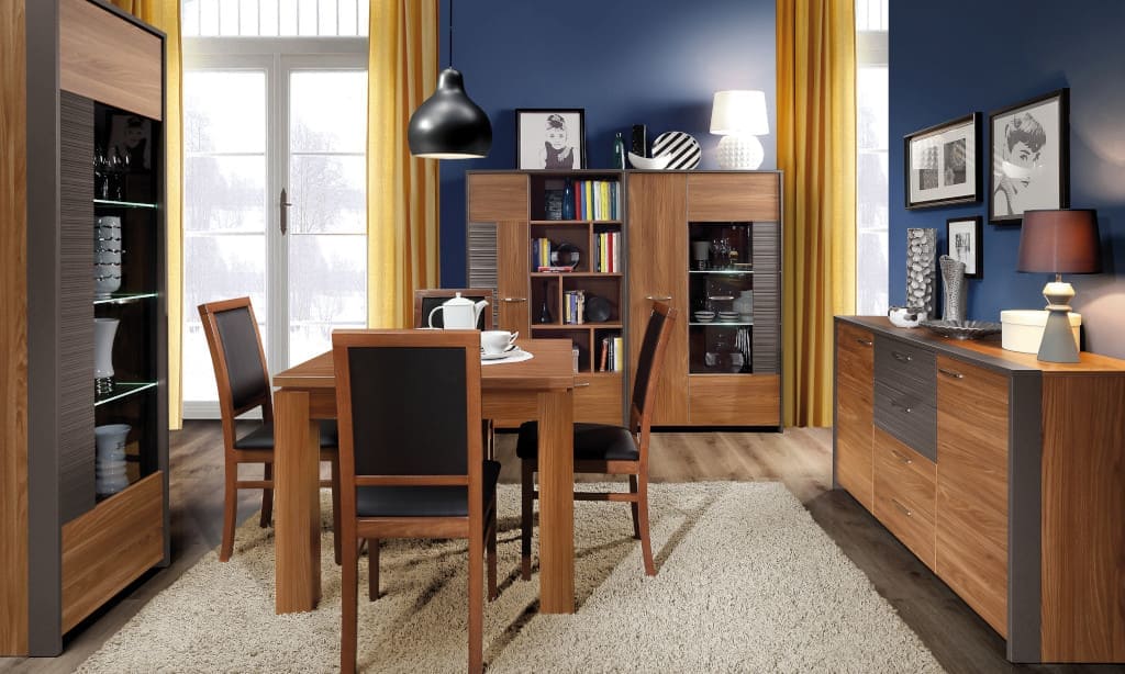 Eleganckie i pełne uroku meble „Tulon” z oferty Forte przywołują na myśl malownicze czasy klubów dżentelmenów i dam.