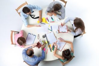 Ukazał się ranking miesięcznika Forbes, w którym ujęci zostali najlepsi pracodawcy z branży meblarskiej.