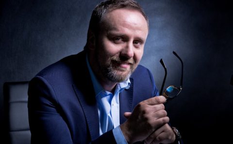 Piotr Pierowicz, dyrektor handlowy w firmie Marcopol.