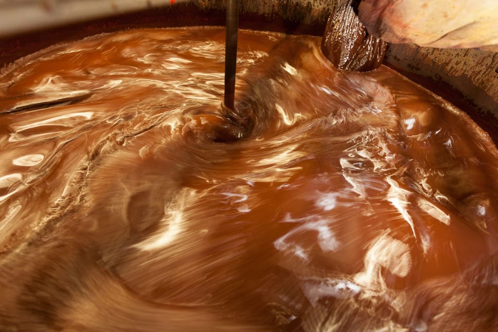 Polityka proekologiczna w Schattdecor Polska przejawia się m.in. wykorzystaniem w procesie produkcyjnym surowców przyjaznych dla środowiska, ograniczaniem ilości odpadów i ponownym ich wykorzystywaniem.