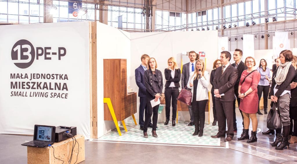 Wyrazem zaangażowania firmy Schattdecor w edukację młodych projektantów jest mecenat Programu Edukacyjno-Projektowego realizowanego przez Uniwersytet Artystyczny w Poznaniu.