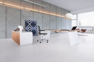 „Senor” to ekskluzywne i reprezentacyjne meble gabinetowe firmy MartinStoll (Grupa Kinnarps).