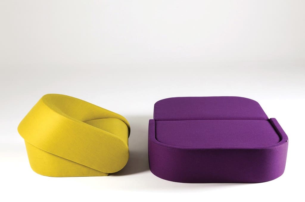 „Up-Lift” (prod. Prostoria, dystr. Le Pukka Concept Store) to innowacyjna, nowoczesna sofa z funkcją spania.