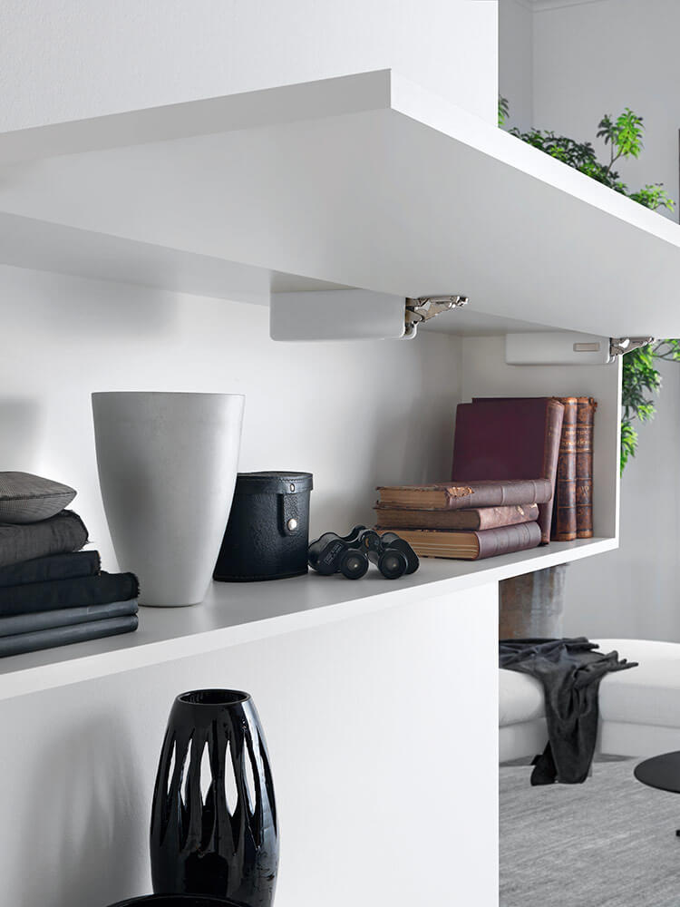 Podnośnik do mebli z oferty Salice dostępny w Belmeb.