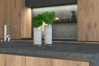 Interprint - dekor Viking Oak na wizualizacji kuchni w zbliżeniu - miesięcznik i portal informacyjny branży meblarskiej biznes.meble.pl