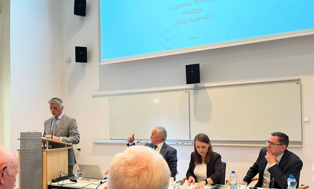 Konferencja pt. „Perspektywy funkcjonowania przemysłu drzewnego w obliczu nowych wyzwań”.