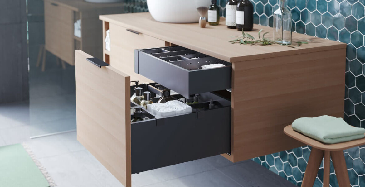 Rejs - szuflada Slim Box w łazience - miesięcznik i portal informacyjny branży meblarskiej biznes.meble.pl