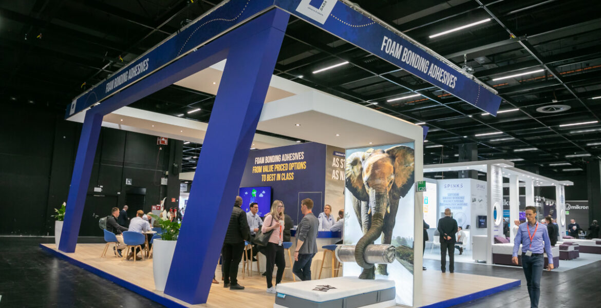 SABA stoisko Interzum 2023 - miesięcznik i portal informacyjny branży meblarskiej biznes.meble.pl