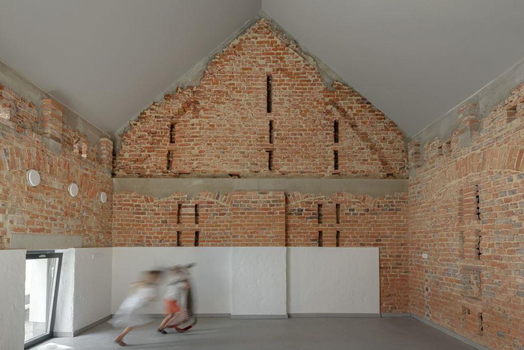 Saint Gobain Glass Design Award.