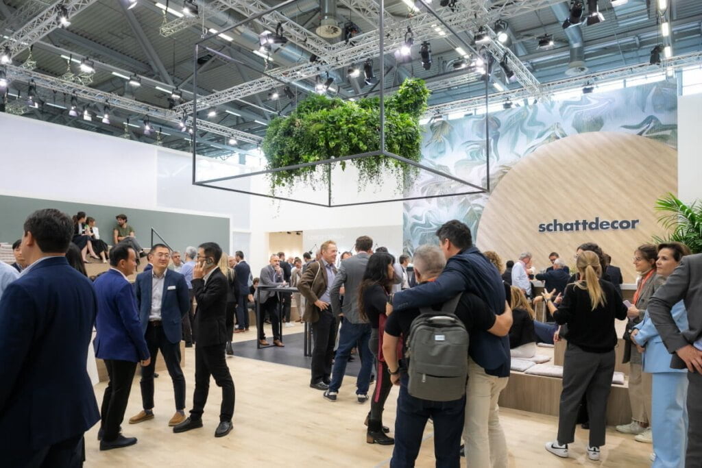 Schattdecor - stoisko na targach Interzum 2023 - miesięcznik i portal informacyjny branży meblarskiej biznes.meble.pl