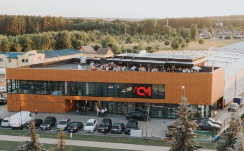 Center-Mebel - siedziba w Białymstoku, budynek - miesięcznik i portal informacyjny branży meblarskiej biznes.meble.pl