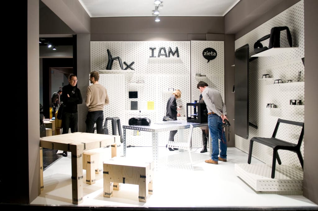 Oskar Zięta zastosował drukarki 3D do prototypowania innowacyjnej kolekcji metalowych mebli wypełnionych powietrzem, opartych o technologie wykorzystywane w przemyśle kosmicznym.