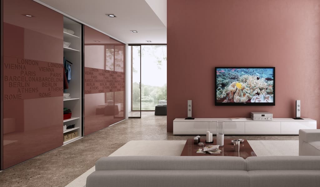 W systemie „Heliodor” efektownie prezentują się grafiki na dużych powierzchniach, dlatego – jak sugerują przedstawiciele firmy Komandor – najlepszym rozwiązaniem są szafy wnękowe.