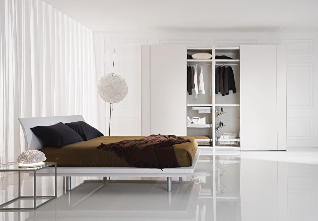 Firma TCo oferuje wysokiej jakości produkty poprawiające organizację i ułatwiające dostęp do zawartości garderoby.