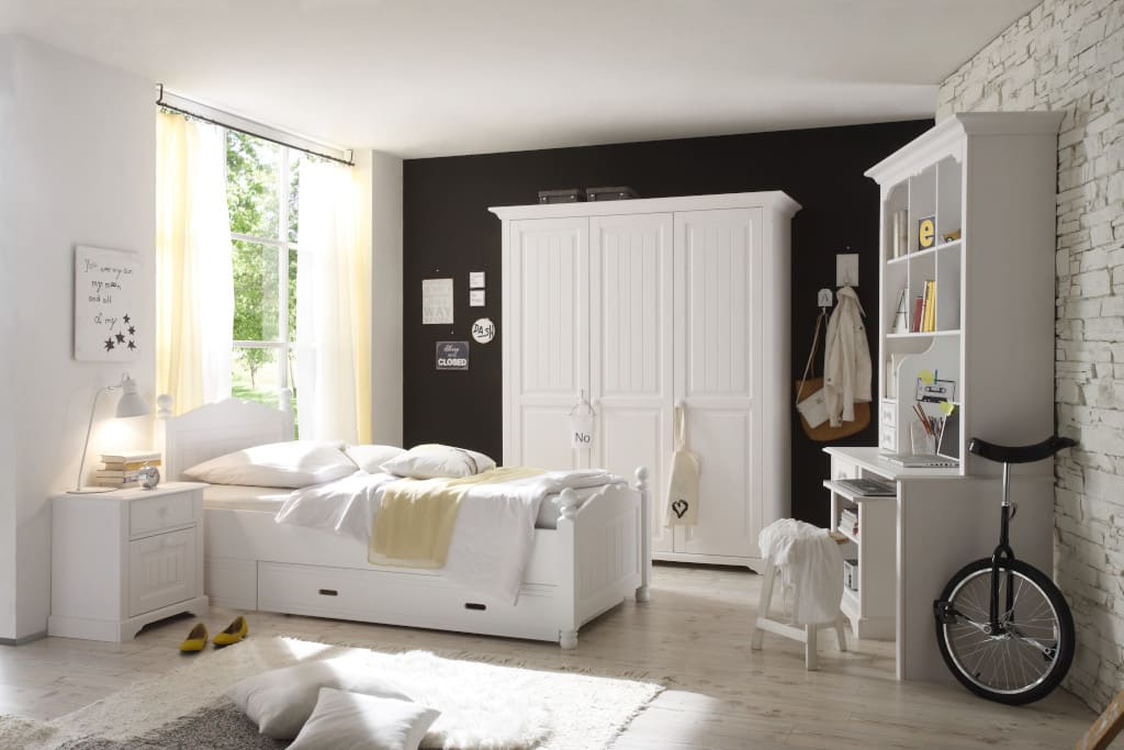 „Cinderella Premium” marki Bydgoskie Meble to przykład kolekcji, która „rośnie” razem z dzieckiem.