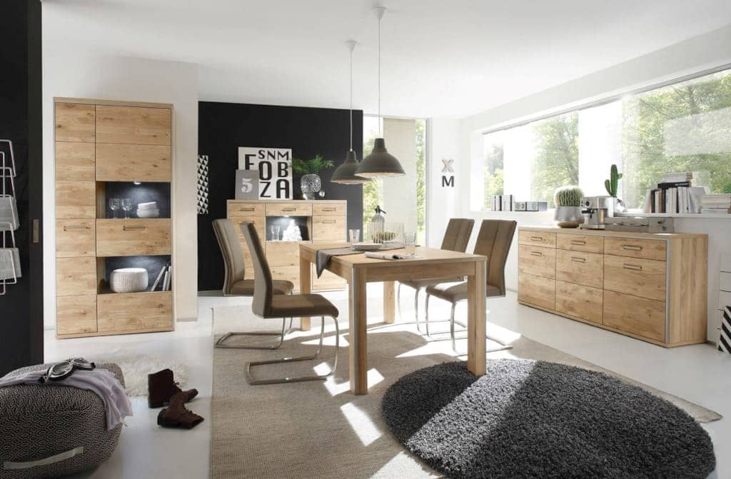 „Espero” (dystr. MC Akcent) to program mebli skrzyniowych do salonu i jadalni.