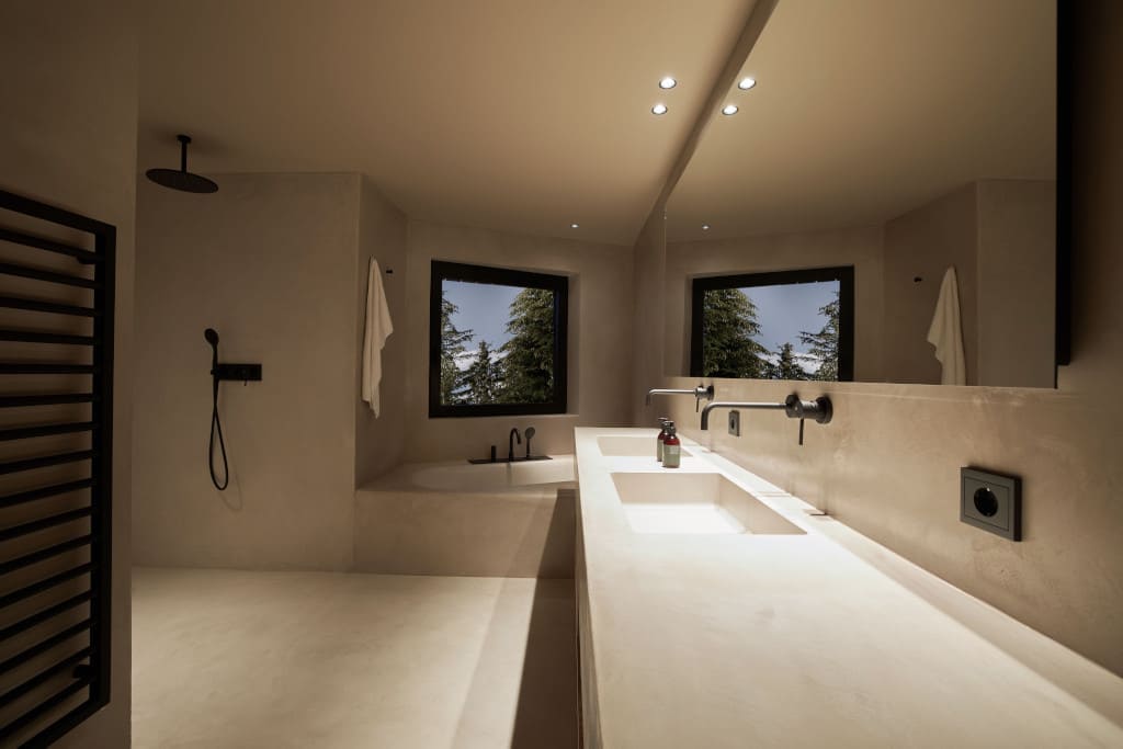 Kontynuując ideę pierwotnego miejsca leczniczego, czyli stuletniego budynku głównego, wszystkie pokoje FORESTIS wychodzą na słońce.