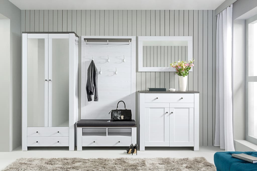 Nowoczesna kolekcja „Antwerpen” firmy Black Red White to unikalne meble w kolorze „Modrzew Sibiu Jasny”, zaprojektowane z najwyższą dbałością o detale.