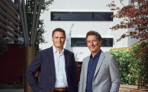 Dyrektorzy zarządzający (od lewej) Martin i Philipp Blum z optymizmem patrzą w przyszłość, jeśli chodzi o nadchodzący rok finansowy.