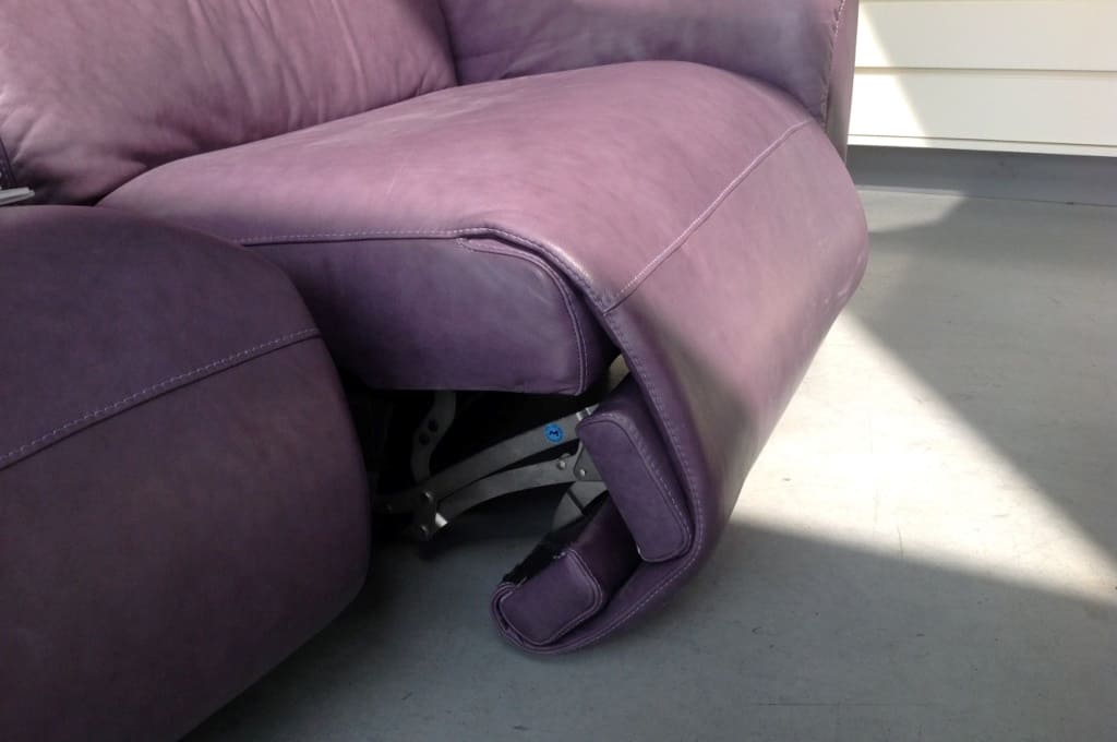 Mechanizm „Spazio” firmy Motion ma dodatkowy podnóżek, który umożliwia znacznie głębsze podparcie pod nogi, przy pełnym otwarciu mechanizmu.