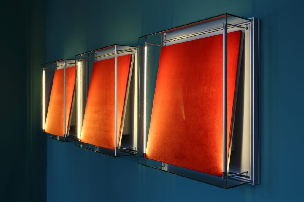 Owalny profil LED „Pen” o niezwykle małej średnicy to propozycja firmy Topmet Light. Montaż w dedykowanym uchwycie pozwala na pełny obrót według własnych wymagań – umożliwia to regulowanie kąta świecenia.