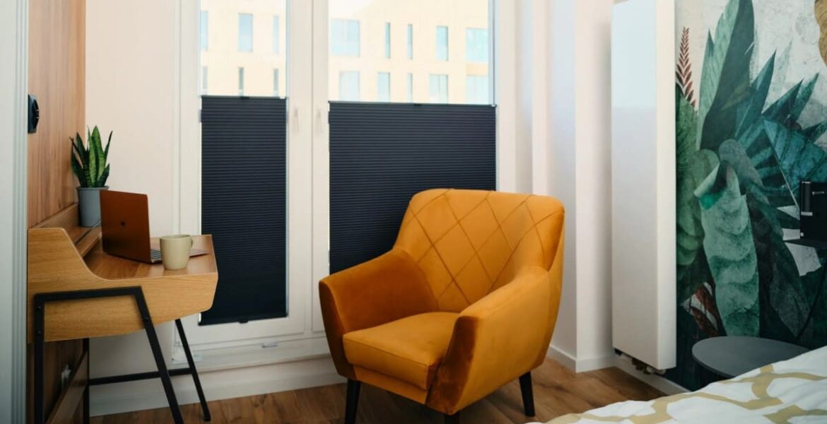 Producenci nie tylko mebli, ale i sprzętów oraz elementów wyposażenia wnętrz proponują rozwiązania na wymiar, które klient może sam zmodyfikować.