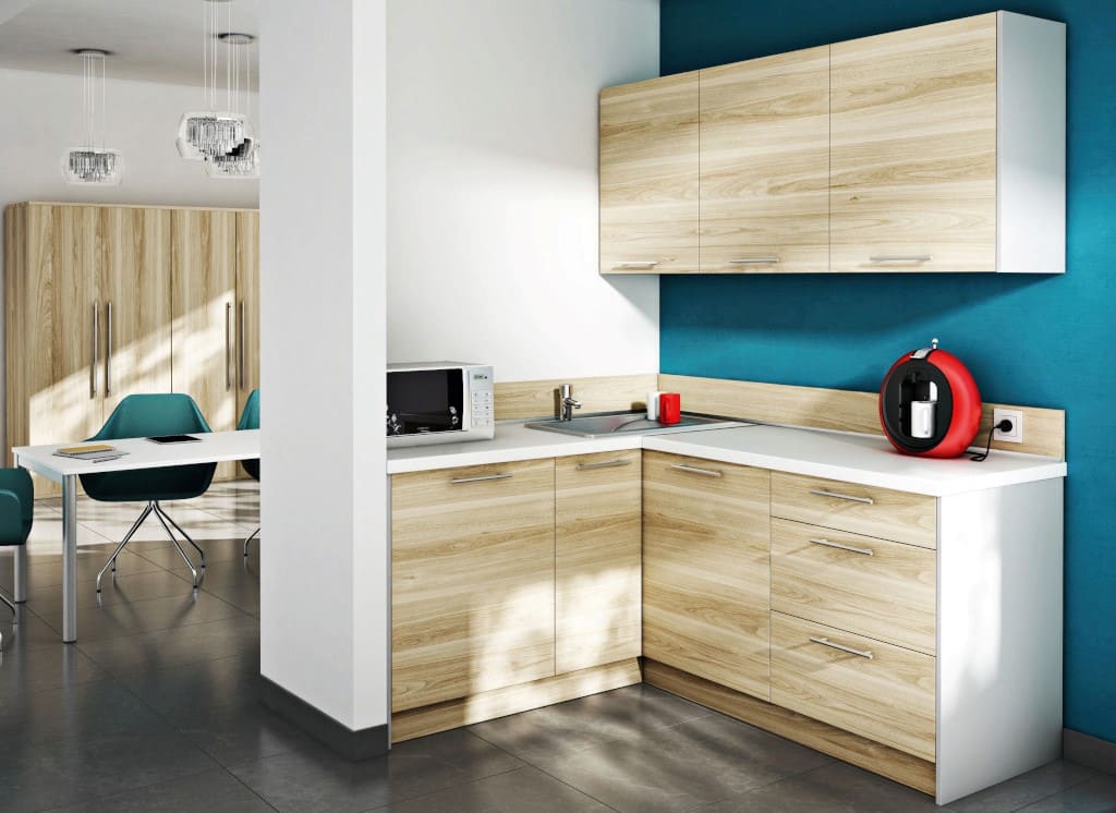 W ofercie firmy Tobo znaleźć można także… system kuchni dedykowany przestrzeniom biurowym. To propozycja mebli o nowoczesnym charakterze, z bogatą ofertą frontów i blatów.