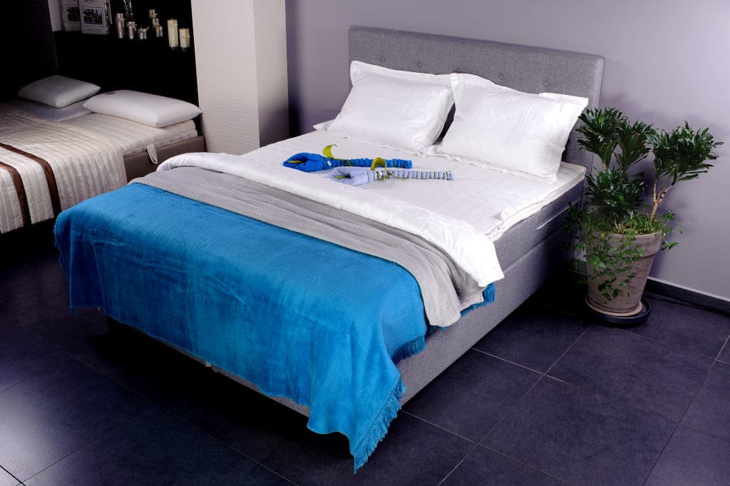 Łóżko kontynentalne z oferty Fabryki Materaców Janpol.