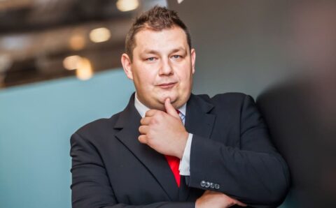 Łukasz Kozyrski, dyrektor ds. sprzedaży krajowej w firmie Deftrans.