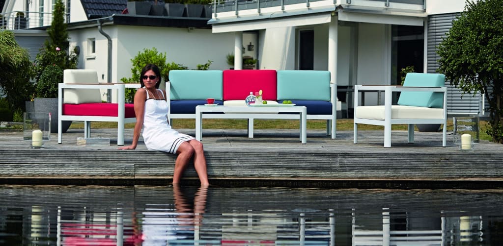 Im mocniejszy kolor, tym bardziej spektakularny efekt chłodzenia. Materiał obiciowy „Venezia” marki Skai (prod. Hornschuch, dystr. Lumatech), redukuje nagrzewanie materiału o 25%.