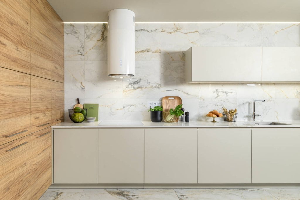 Projekt Monika Staniec, realizacja we Wrocławiu.