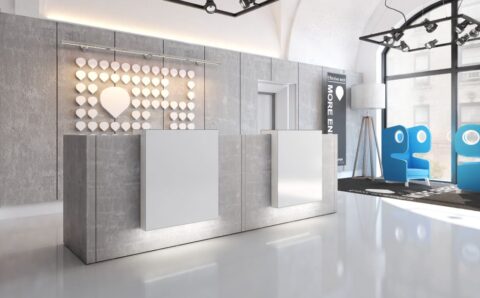 System „Ave” marki Mikomax Smart Office buduje prestiż strefy recepcyjnej poprzez wykorzystanie takich materiałów, jak beton czy marmur.