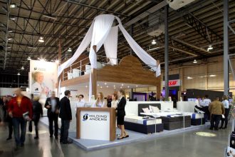 Targi „Meble Polska 2014” w Poznaniu. Polskie meblarstwo optymistyczne patrzy w przyszłość.