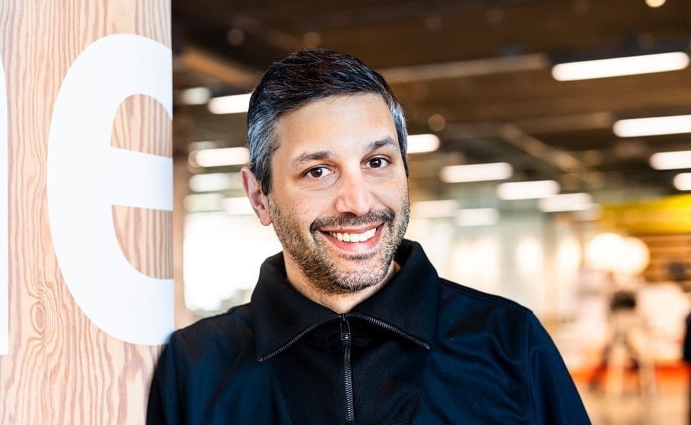 Tolga Öncü, kierownik ds. operacji detalicznych, Grupa Ingka (IKEA) o tym, że IKEA obniża ceny na wielu rynkach na świecie.