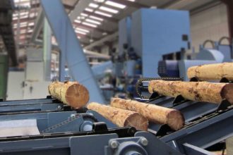 Radomsko to meble. Na zdjęciu: zakład produkcyjny firmy Fameg.