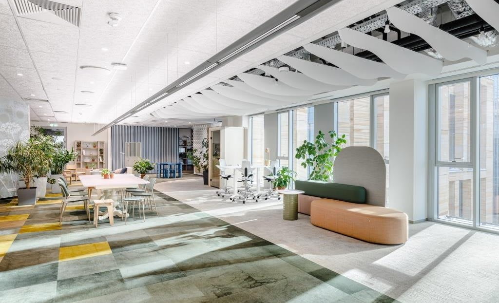 Siedziba Arup w Warszawie należy do najlepszych biur według magazynu „FRAME”.