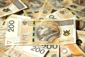 Branża meblarska w Polsce boleśnie odczuwa kryzys - długi sięgają 111 mln zł.