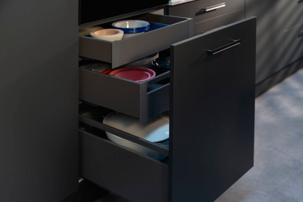 Hafele - szuflady Matrix S Slim potrójna