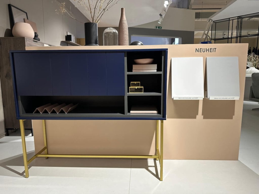 Nowa oferta meble Wójcik - lakierowanie frontów na wysoki połysk.