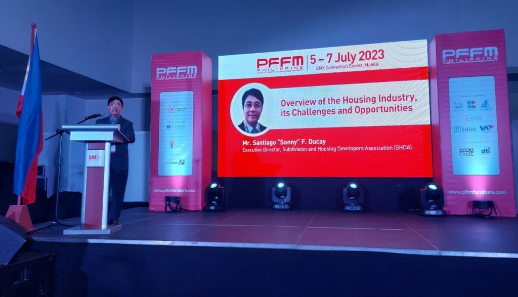 Santiago “Sonny” F. Ducay Dyrektor Wykonawczy, SHDA(Subdivision and Housing Developers Association Inc.).