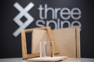 Technologia Threespine.