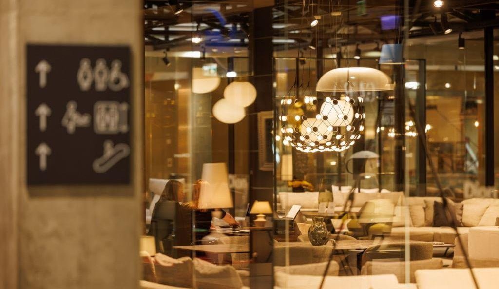 W Centrum Designu Domoteka powstał salon Azardi.