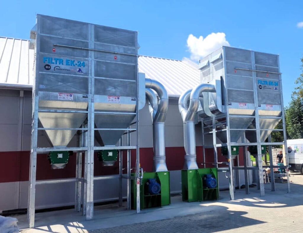 Euro-Komplex - system filtrów  ustawiony przed firmą