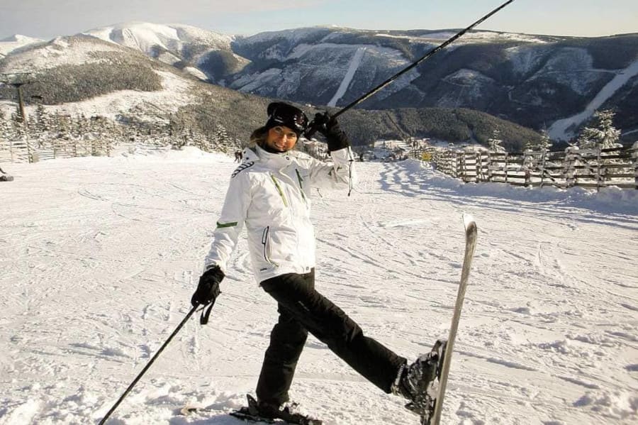 Jazda na nartach pozwala się zrelaksować. Na zdjęciu: w Szpindlerowym Mlynie w Czechach.