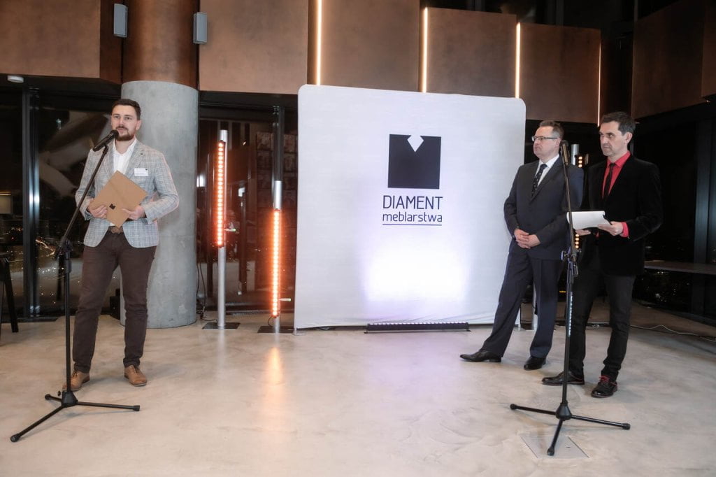 Diament Meblarstwa - Wybór Internautów - wręczony na szczycie Skylinera.