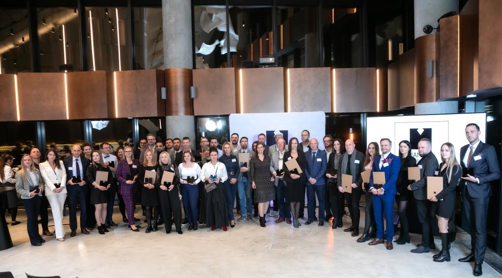 Gala konkursu Diament Meblarstwa 2024 na szczycie Skylinera.